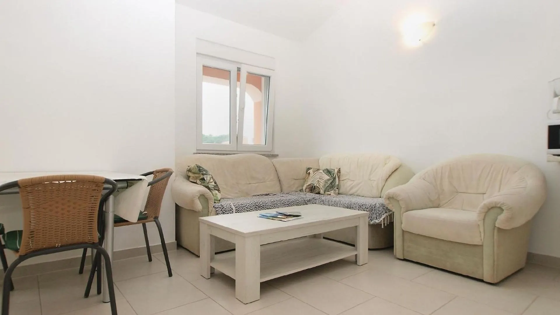 Apartment Ferienwohnung Fuer 3 Personen Ca 32 Qm In Liznjan, Istrien Suedkueste Von Istrien